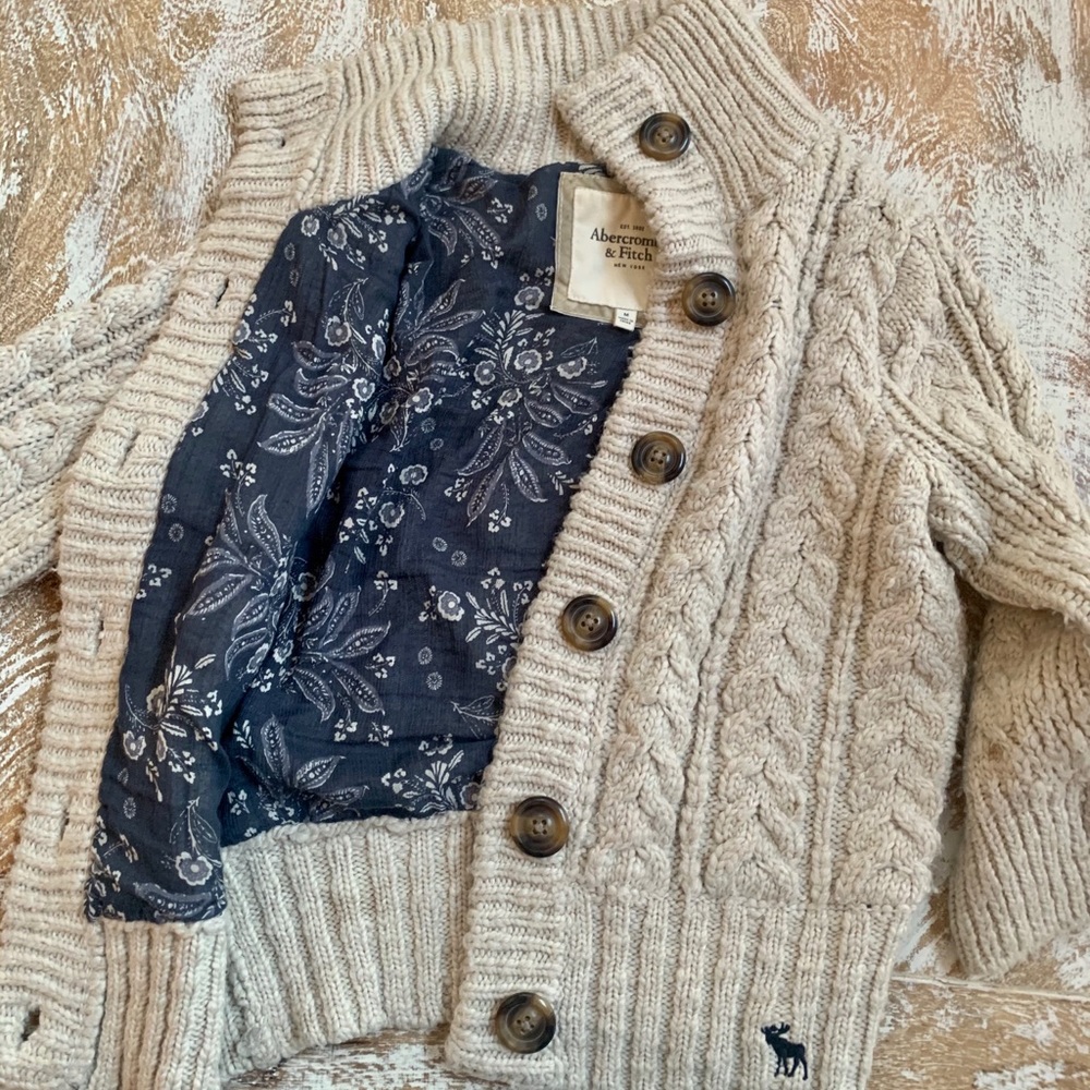 Abercrombie & Fitch Knit Wool Button Sweater - Picture 6 of 9